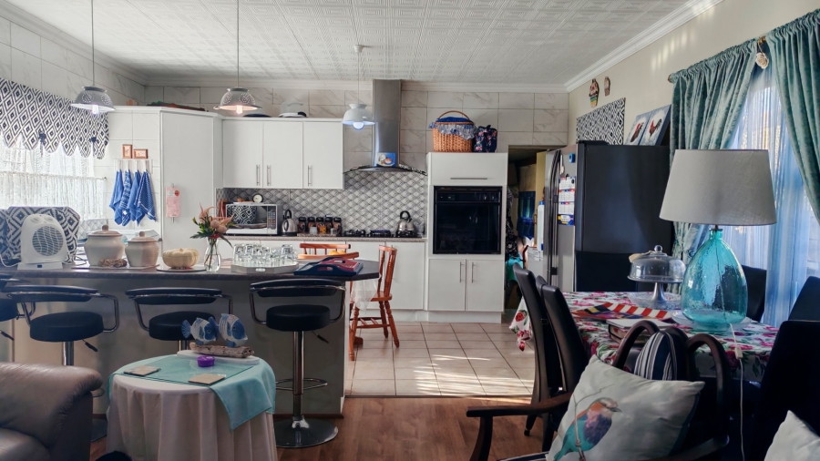 3 Bedroom Property for Sale in Deoville Park Western Cape